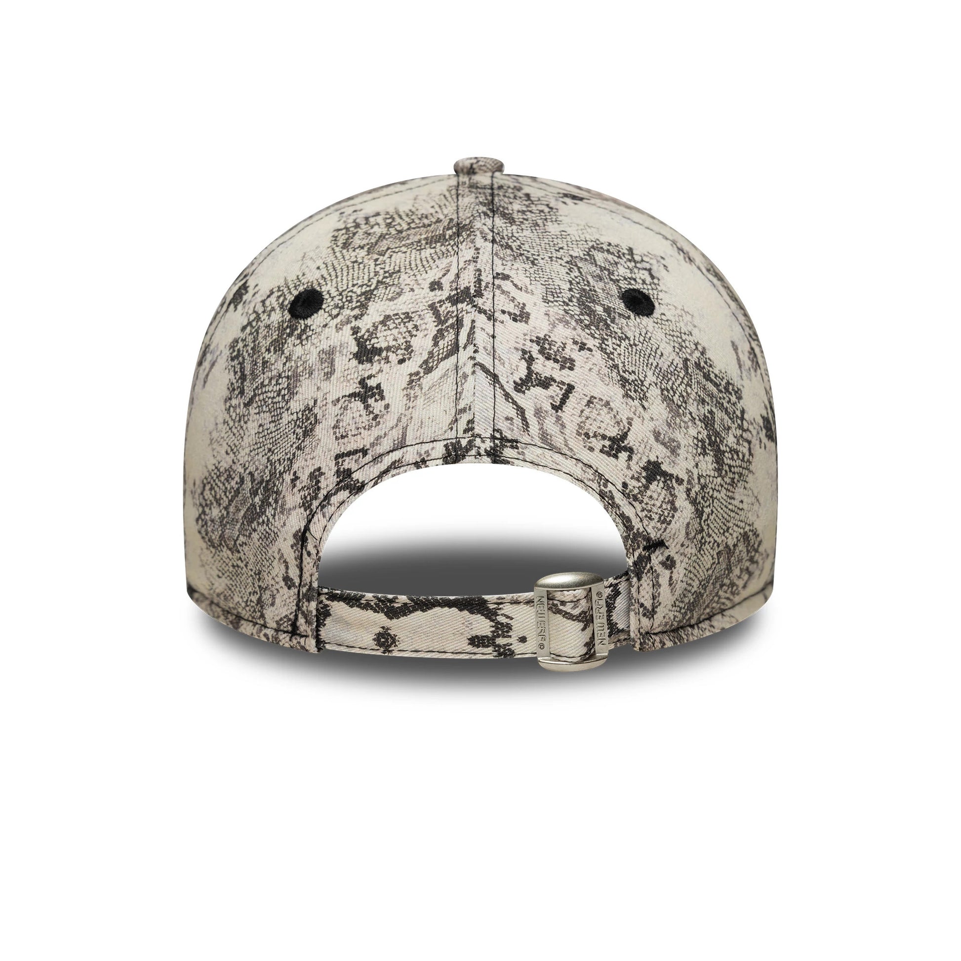 This is a New York Yankees Womens MLB Snake Grey 9FORTY Adjustable Cap 4