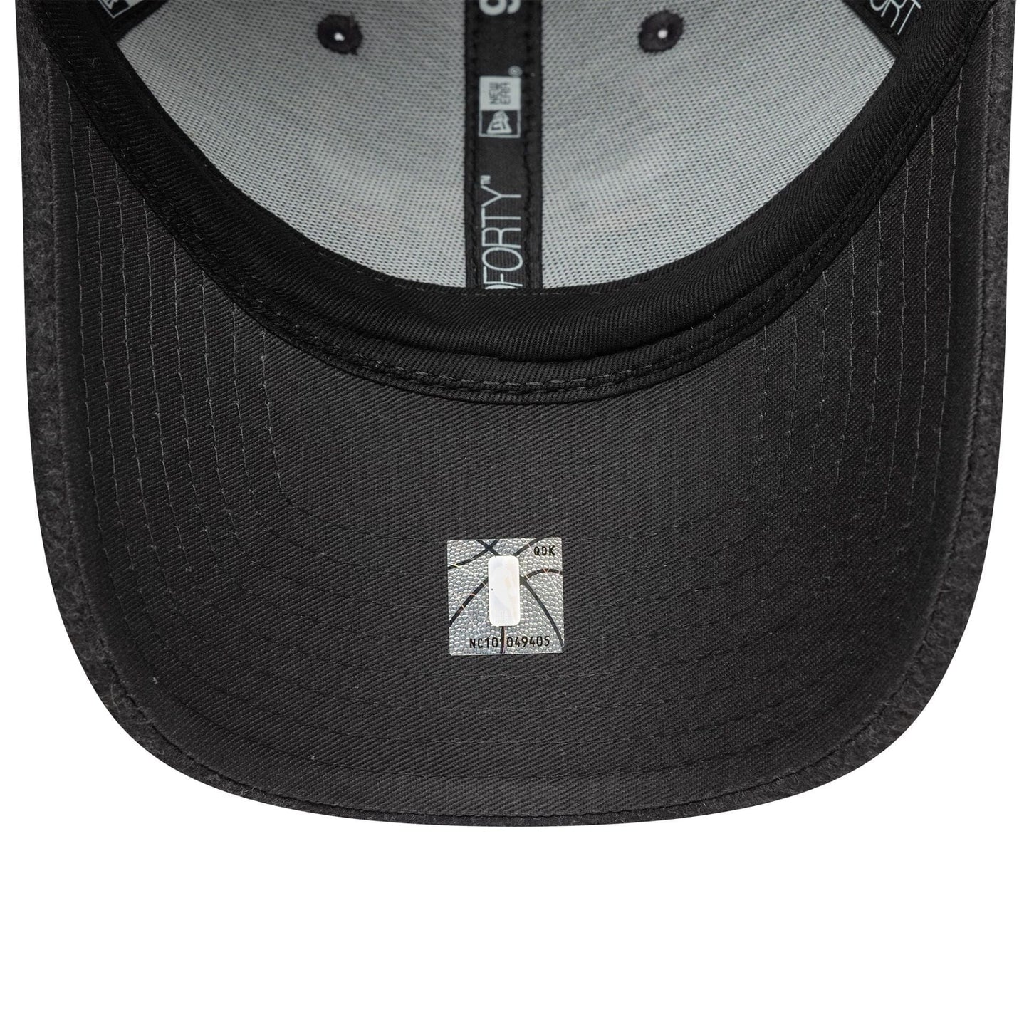 This is a Chicago Bulls NBA Melton Dark Grey 9FORTY Adjustable Cap 5