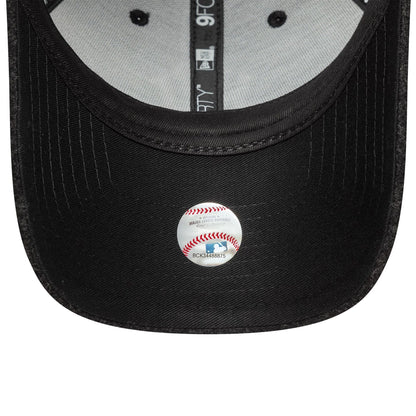 This is a New York Yankees MLB Melton Black 9FORTY Adjustable Cap 5