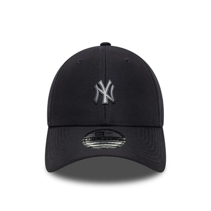 This is a New York Yankees MLB Pin Navy 9FORTY Adjustable Cap 2