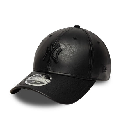 This is a New York Yankees MLB PU Black 9FORTY M-Crown Adjustable Cap 1