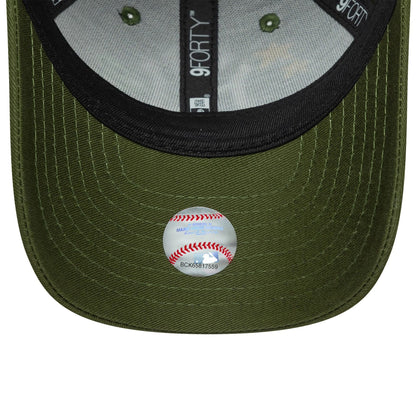 This is a New York Yankees Child MLB Space Icon Dark Green 9FORTY Adjustable Cap 5