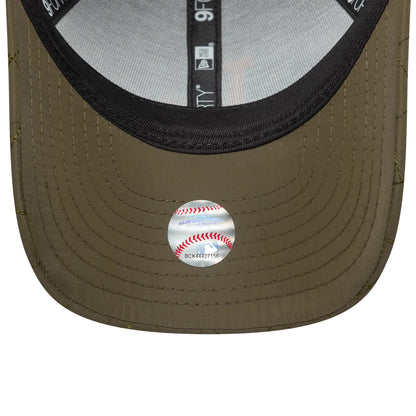 This is a New York Yankees Youth MLB Quilted Dark Green 9FORTY Adjustable Cap 5