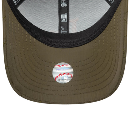 This is a New York Yankees Youth MLB Quilted Dark Green 9FORTY Adjustable Cap 5