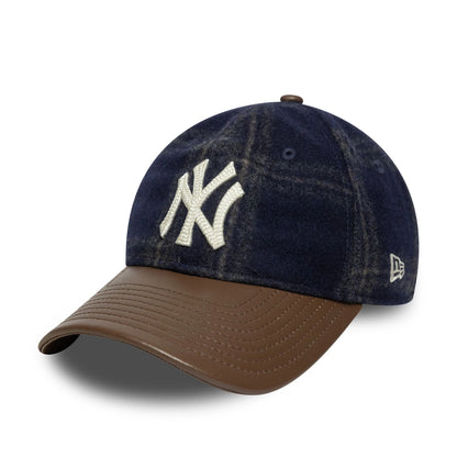 This is a New York Yankees MLB Loden Leather Navy 9TWENTY Adjustable Cap 1