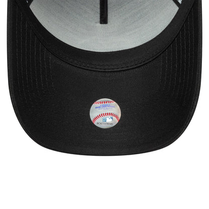 New York Yankees MLB Team Outline Black New Era 9FORTY E-Frame Adjustable Cap, inside view showing a grey undervisor with a MLB logo sticker, black taping along the panels, and a black sweatband.