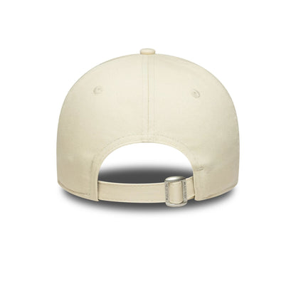 This is a LA Dodgers Womens MLB Metallic Logo Cream 9FORTY Adjustable Cap 4