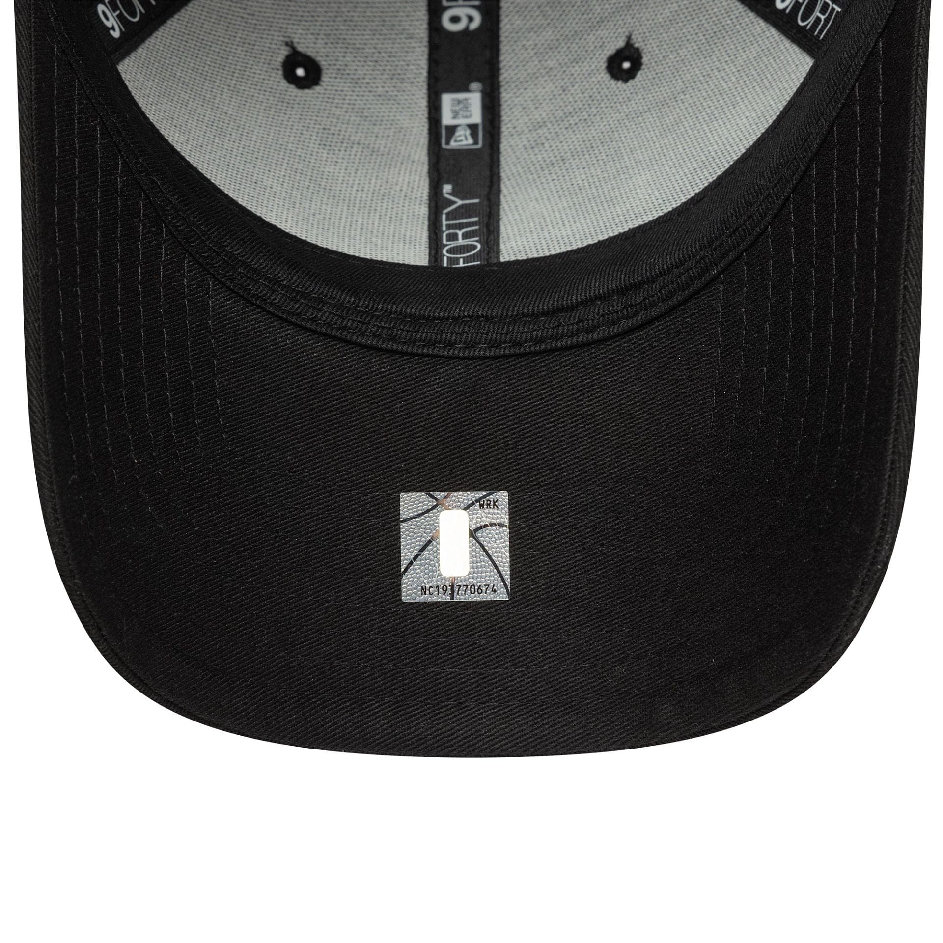 This is a LA Lakers NBA Team Outline Black 9FORTY Adjustable Cap 5