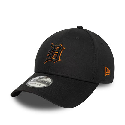 This is a Detroit Tigers MLB Team Outline Black 9FORTY Adjustable Cap 1