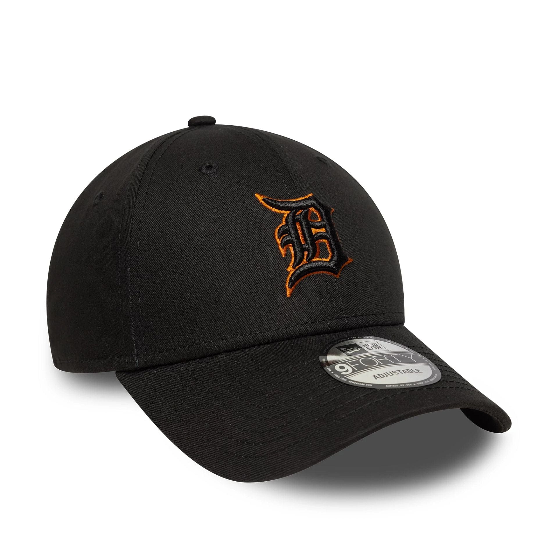 This is a Detroit Tigers MLB Team Outline Black 9FORTY Adjustable Cap 3