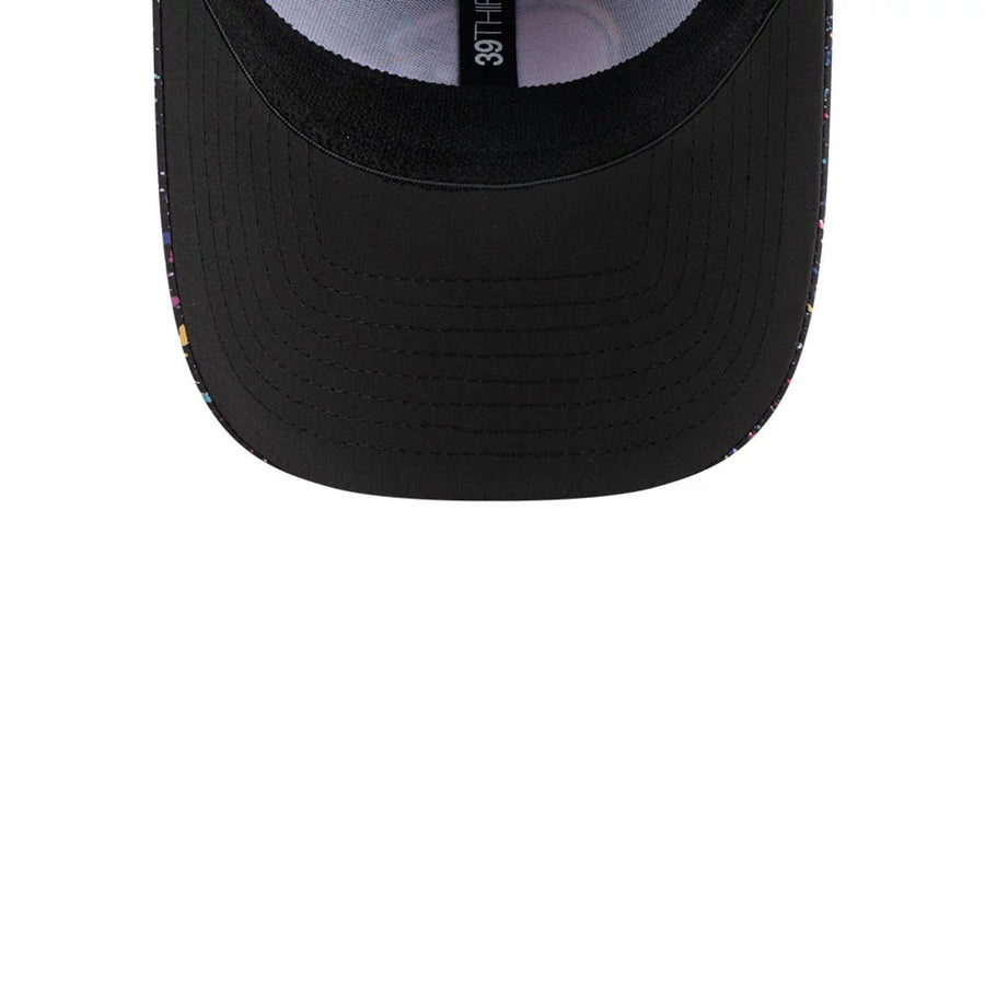 This is a Cleveland Browns NFL Crucial Catch 2025 Black 39THIRTY Stretch Fit Cap 7