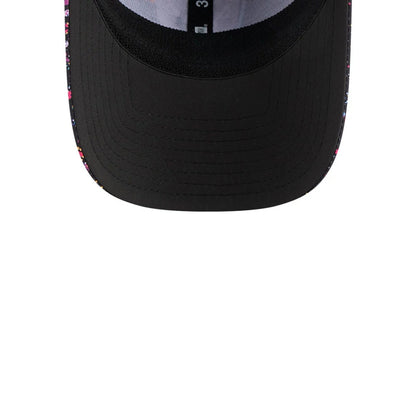 This is a Las Vegas Raiders NFL Crucial Catch 2025 Black 39THIRTY Stretch Fit Cap 7