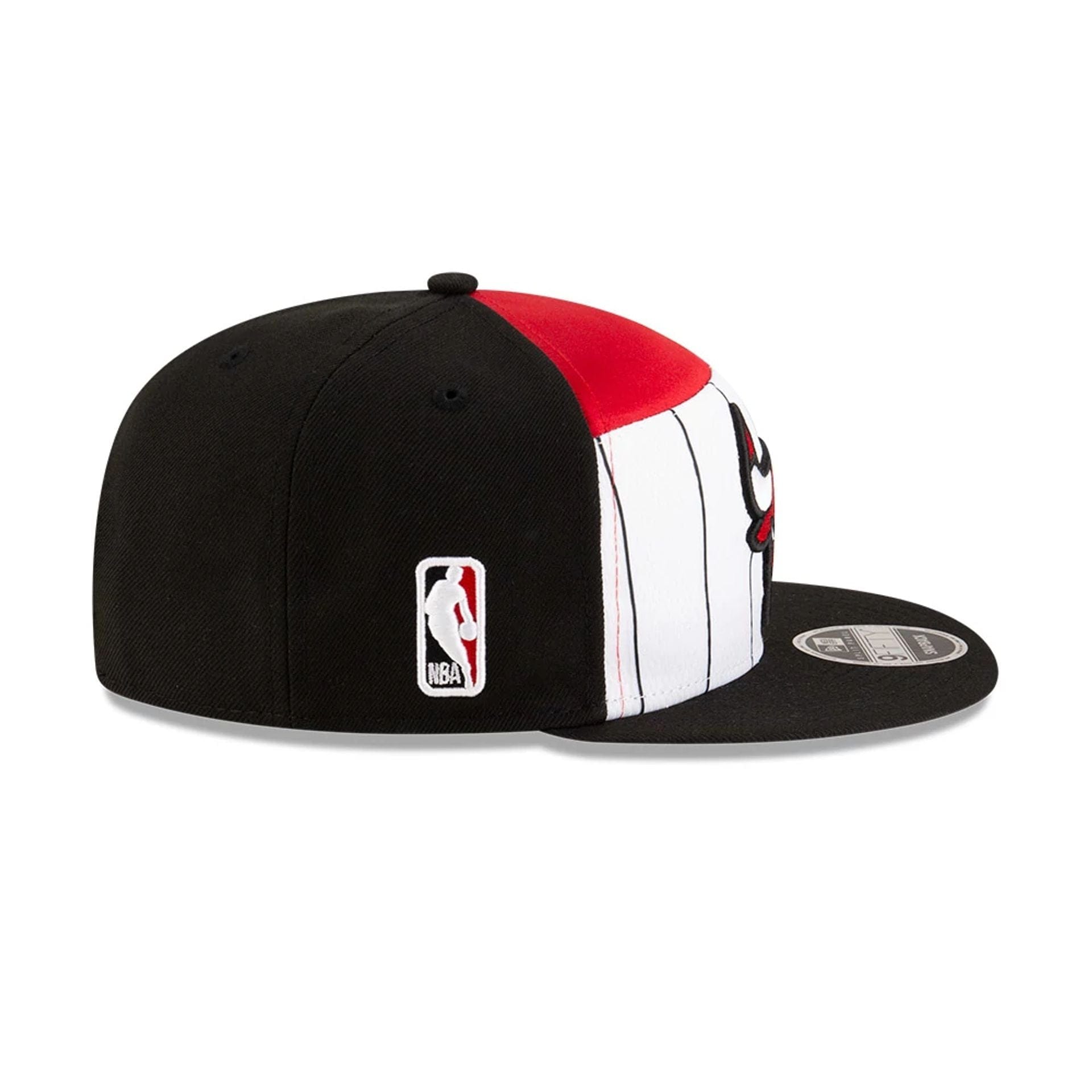 This is a Chicago Bulls NBA Tip Off 2025 Black 9FIFTY Split Panel Snapback Adjustable Cap 6