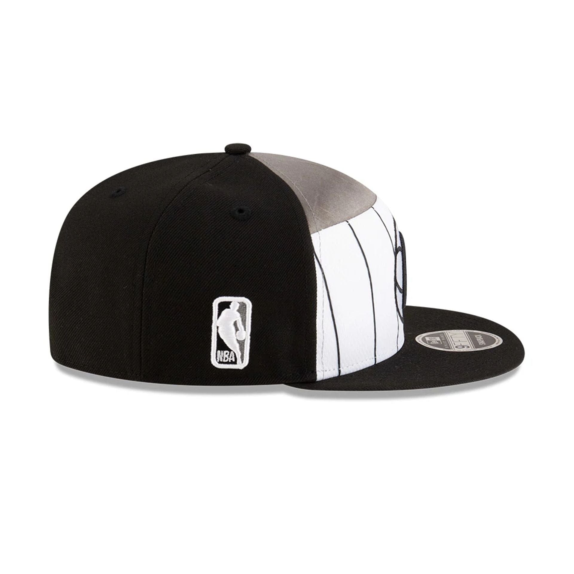 This is a Brooklyn Nets NBA Tip Off 2025 Black 9FIFTY Split Panel Snapback Adjustable Cap 6