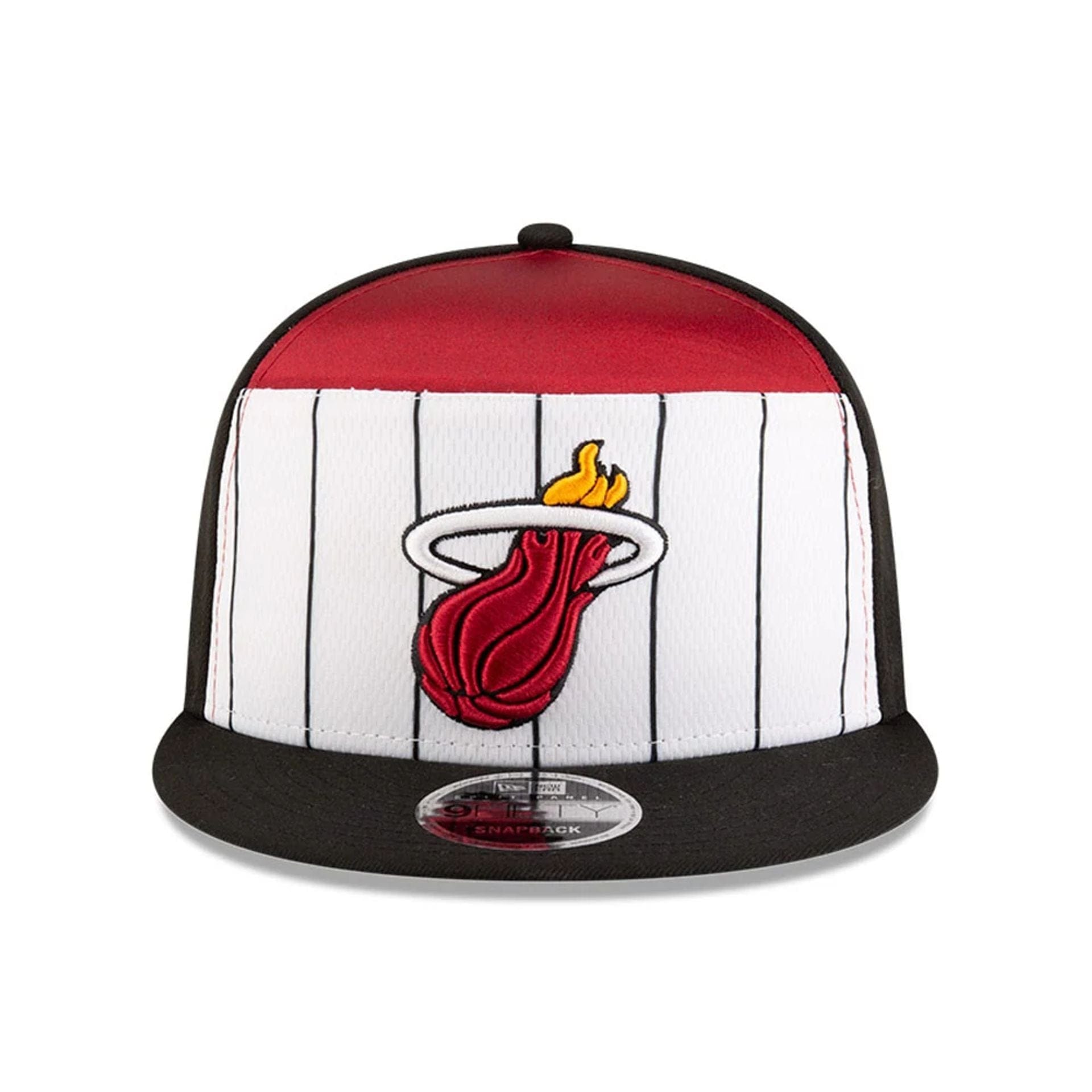 This is a Miami Heat NBA Tip Off 2025 Black 9FIFTY Split Panel Snapback Adjustable Cap 3