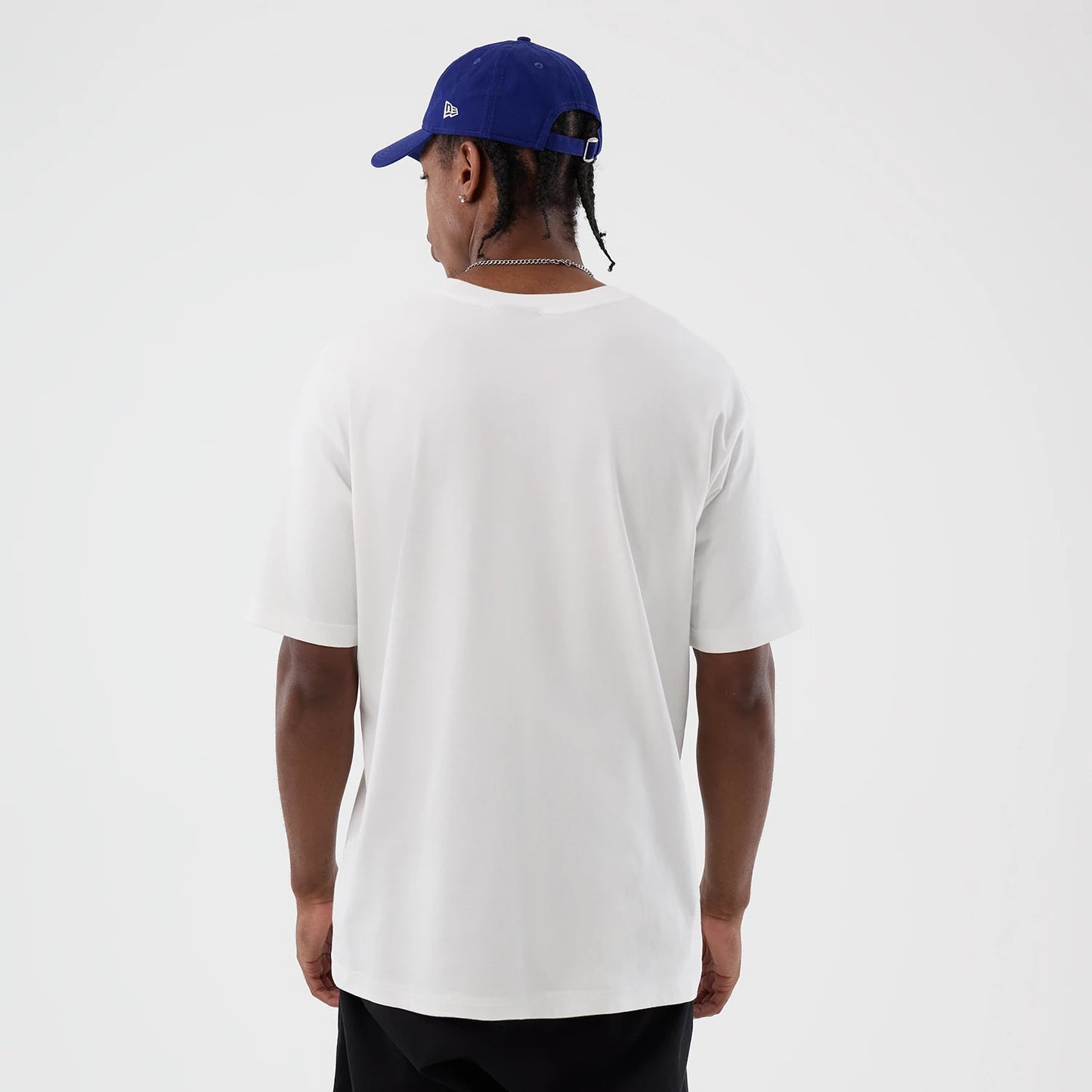The Male model is wearing LA Dodgers MLB Sport Script Classic White T-Shirt 2