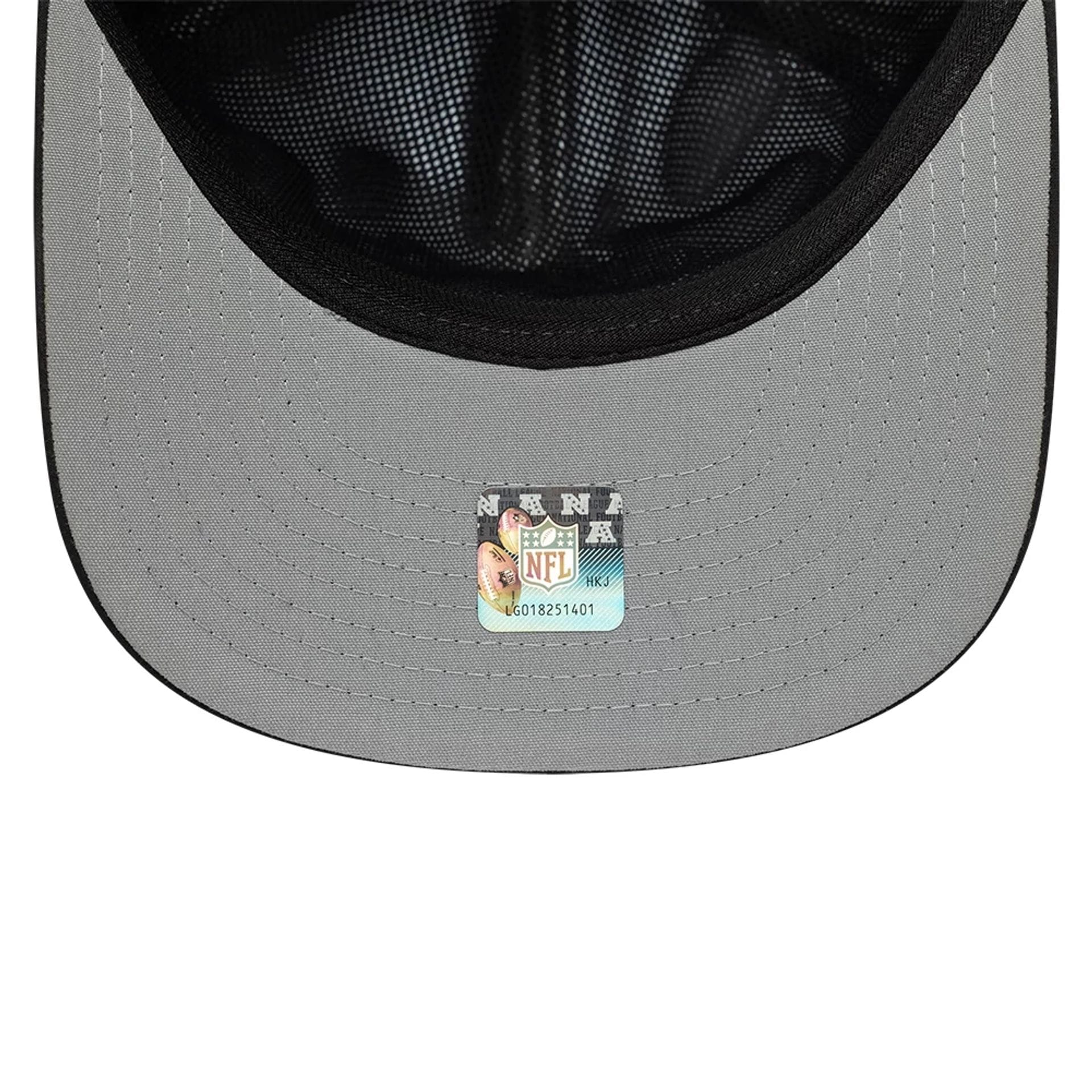 This is a San Francisco 49ers NFL Gore-Tex Black 9FIFTY A-Frame Snapback Adjustable Cap 7