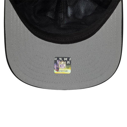 This is a Kansas City Chiefs NFL Gore-Tex Black 9FIFTY A-Frame Snapback Adjustable Cap 2