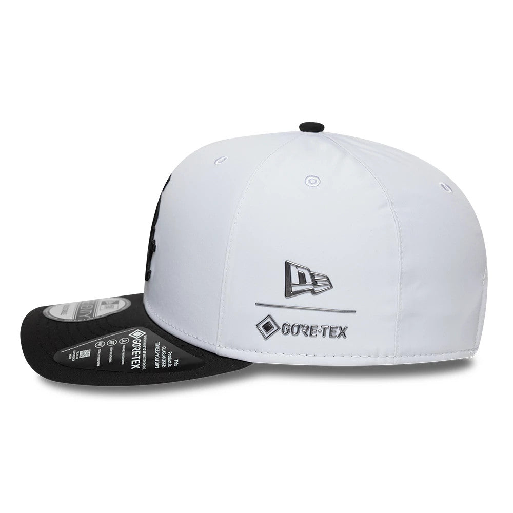 This is a Chicago White Sox MLB Gore-Tex Black 9SEVENTY Stretch Snap Adjustable Cap 5
