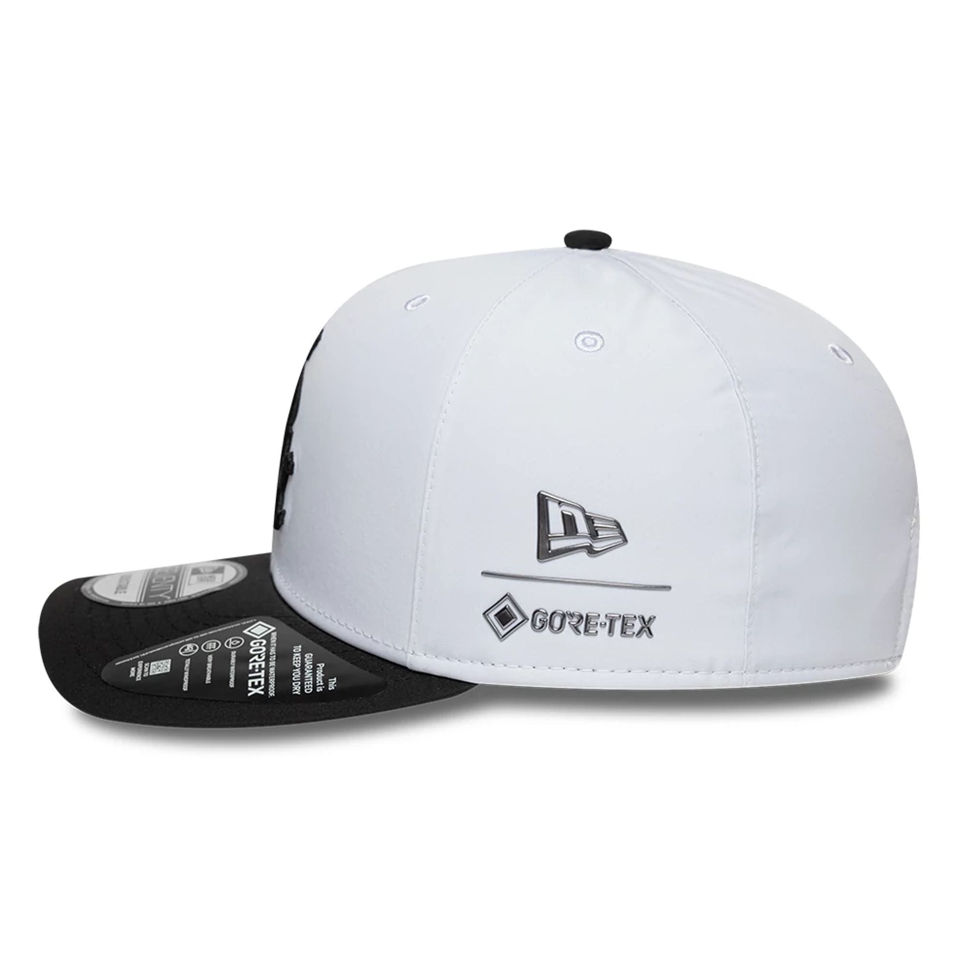 This is a Chicago White Sox MLB Gore-Tex Black 9SEVENTY Stretch Snap Adjustable Cap 5