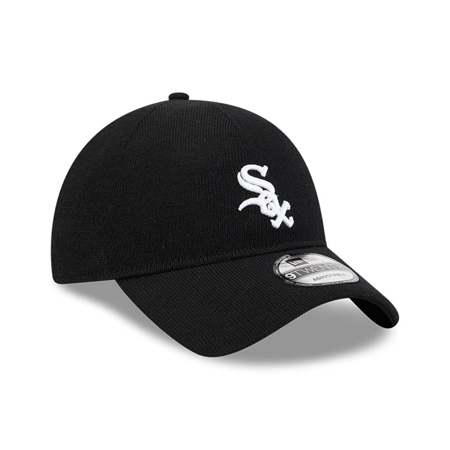 This is a Chicago White Sox MLB Merino Wool Black 9TWENTY Adjustable Cap 3
