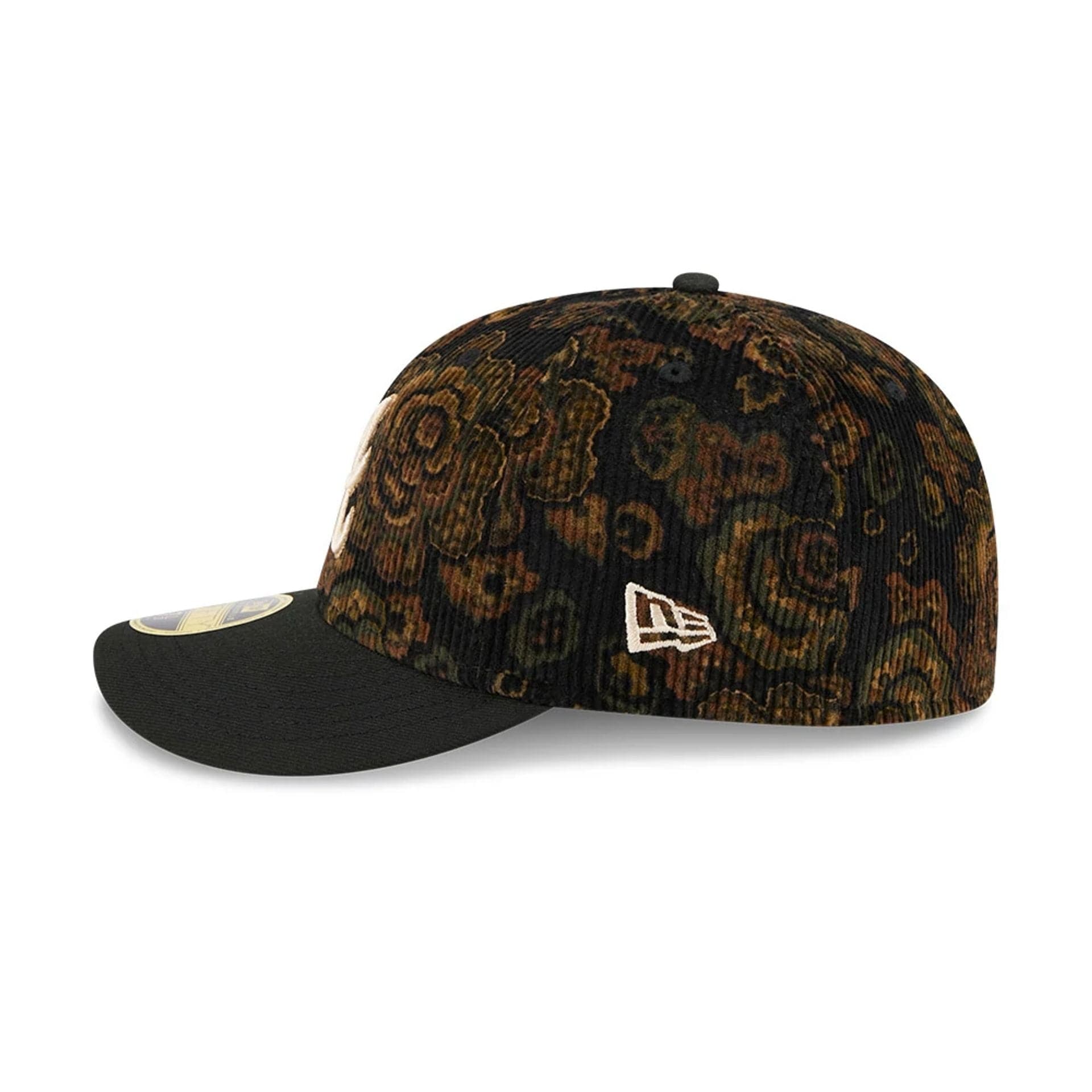 This is a Atlanta Braves Three Looms x MLB Floral Cord Black Low Profile 59FIFTY Fitted Cap 5
