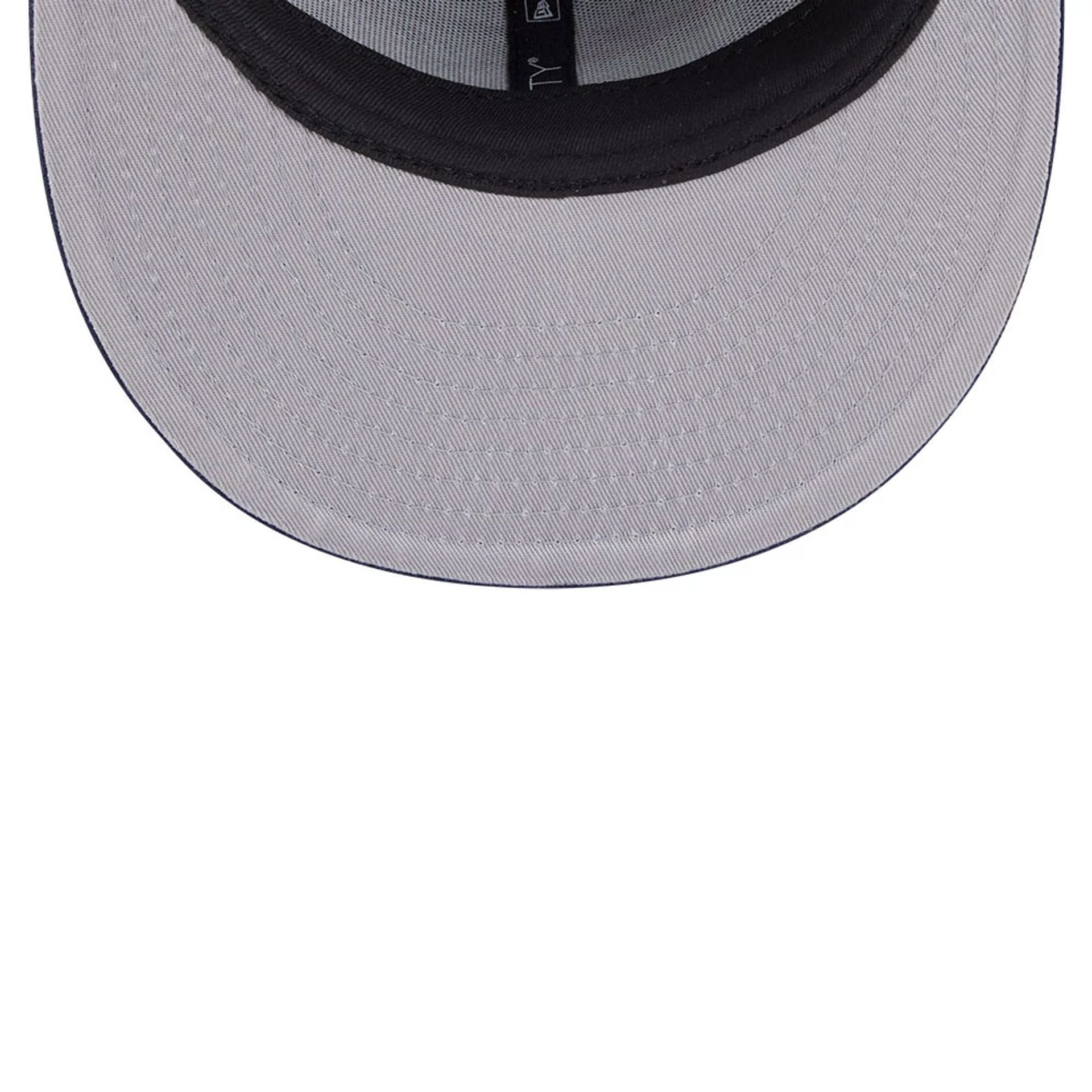 Pictured is this New England Patriots NFL x Nickelodeon black 59FIFTY Fitted cap. 2