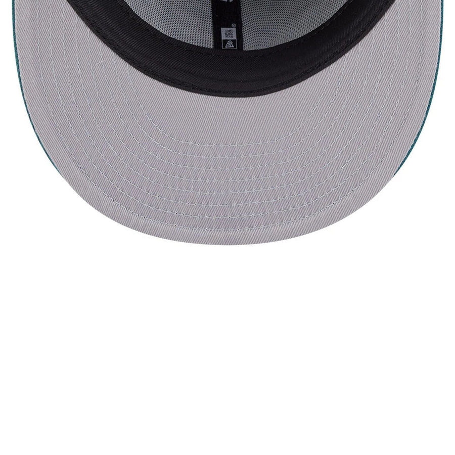 Pictured is this Philadelphia Eagles NFL x Nickelodeon black 59FIFTY Fitted cap. 2