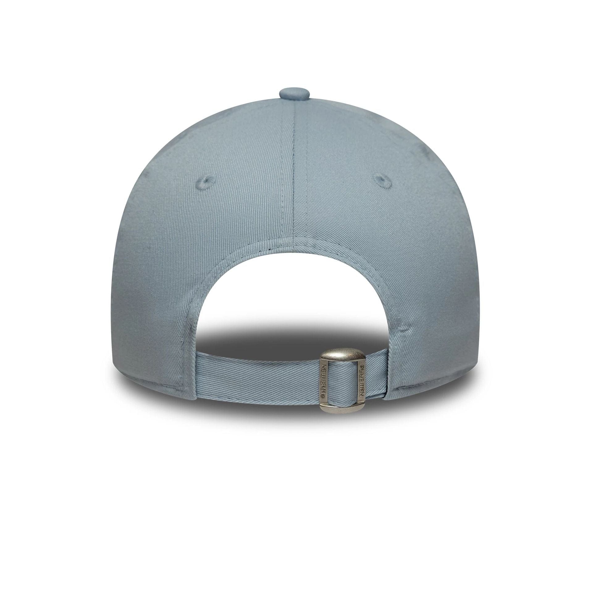 Pictured is this Youth Core Chelsea FC Lion Crest 9FORTY in blue. 4