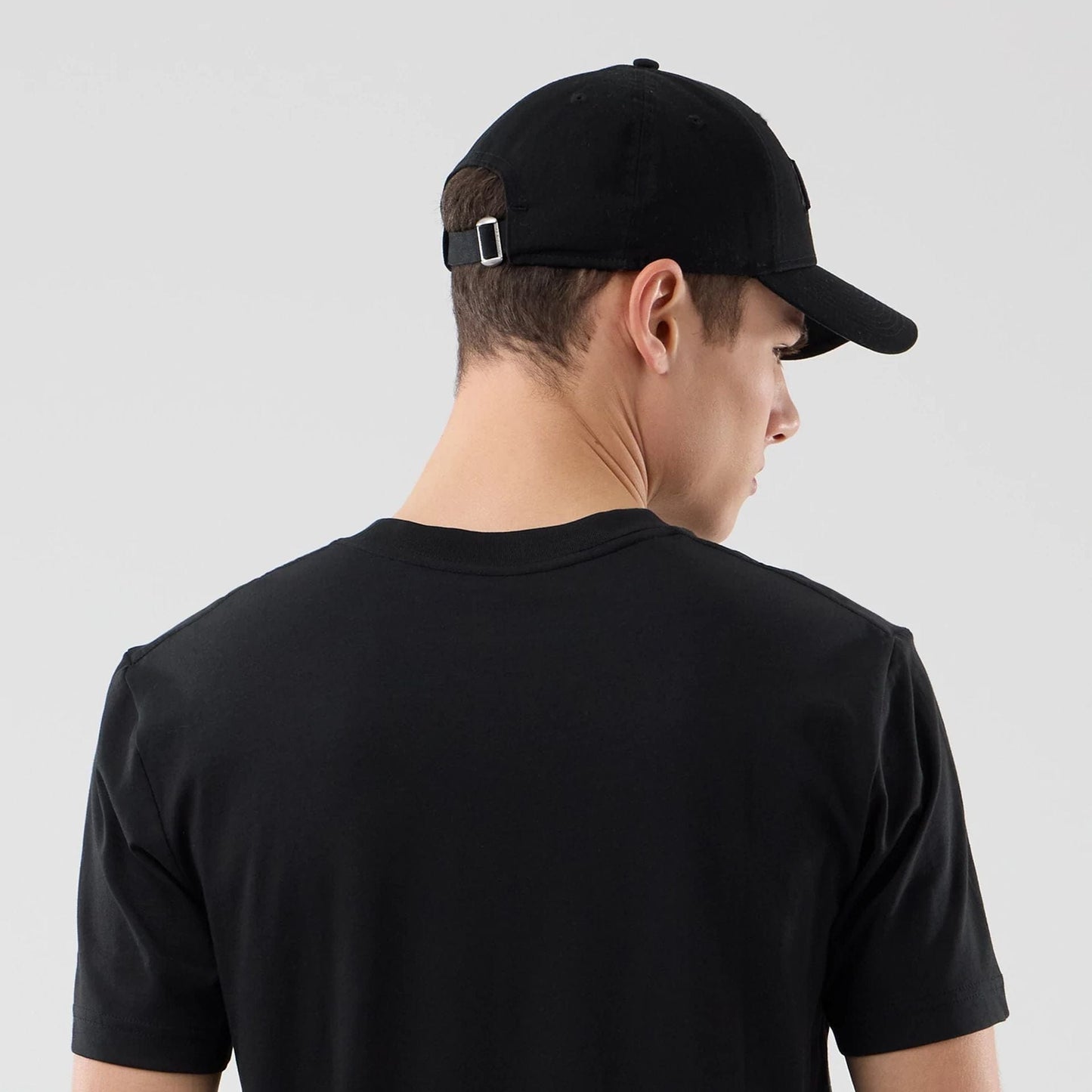 The Male model is wearing LA Lakers NBA City Edition Black T-Shirt  5