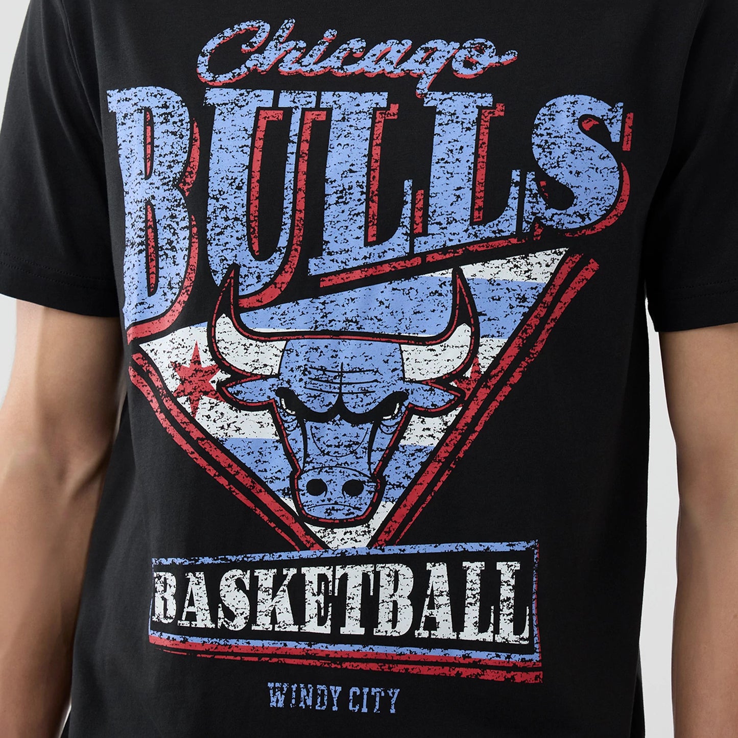 The Male model is wearing Chicago Bulls NBA City Edition Black T-Shirt 3