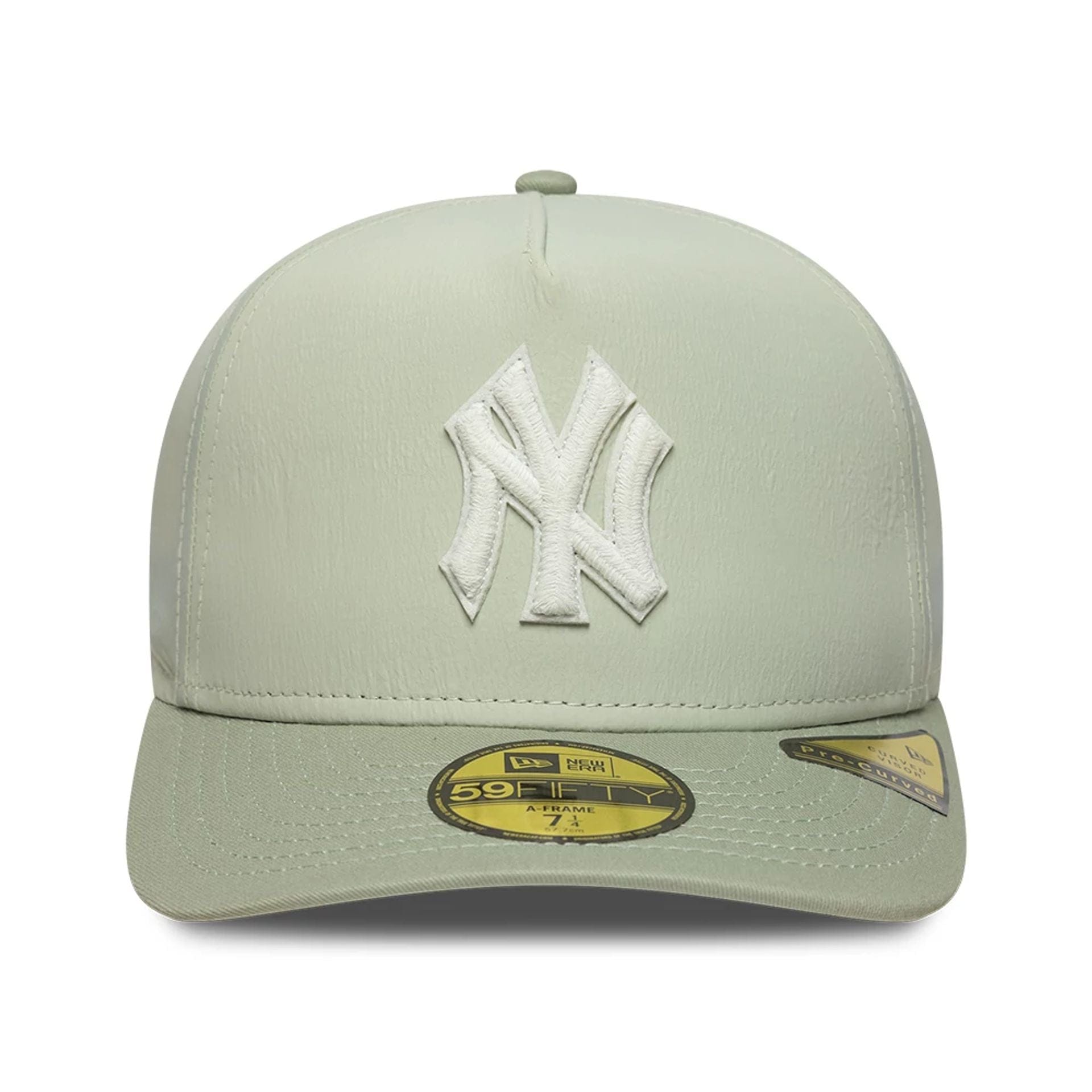 This is a New York Yankees Crinkle Pastel Green 59FIFTY A-Frame Fitted Cap 2