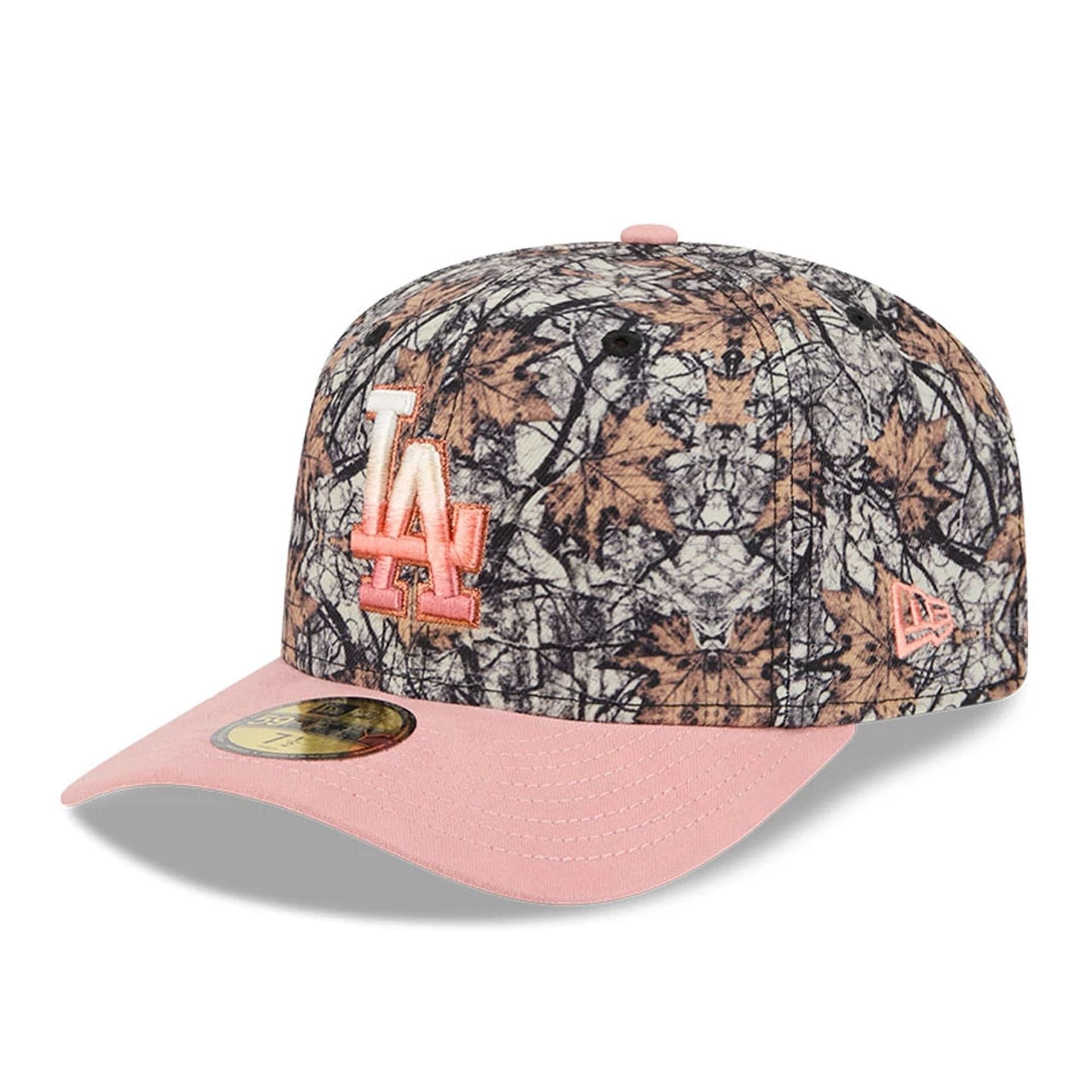 This is a LA Dodgers Gradient Real Tree All Over Print 59FIFTY Fitted Cap 4