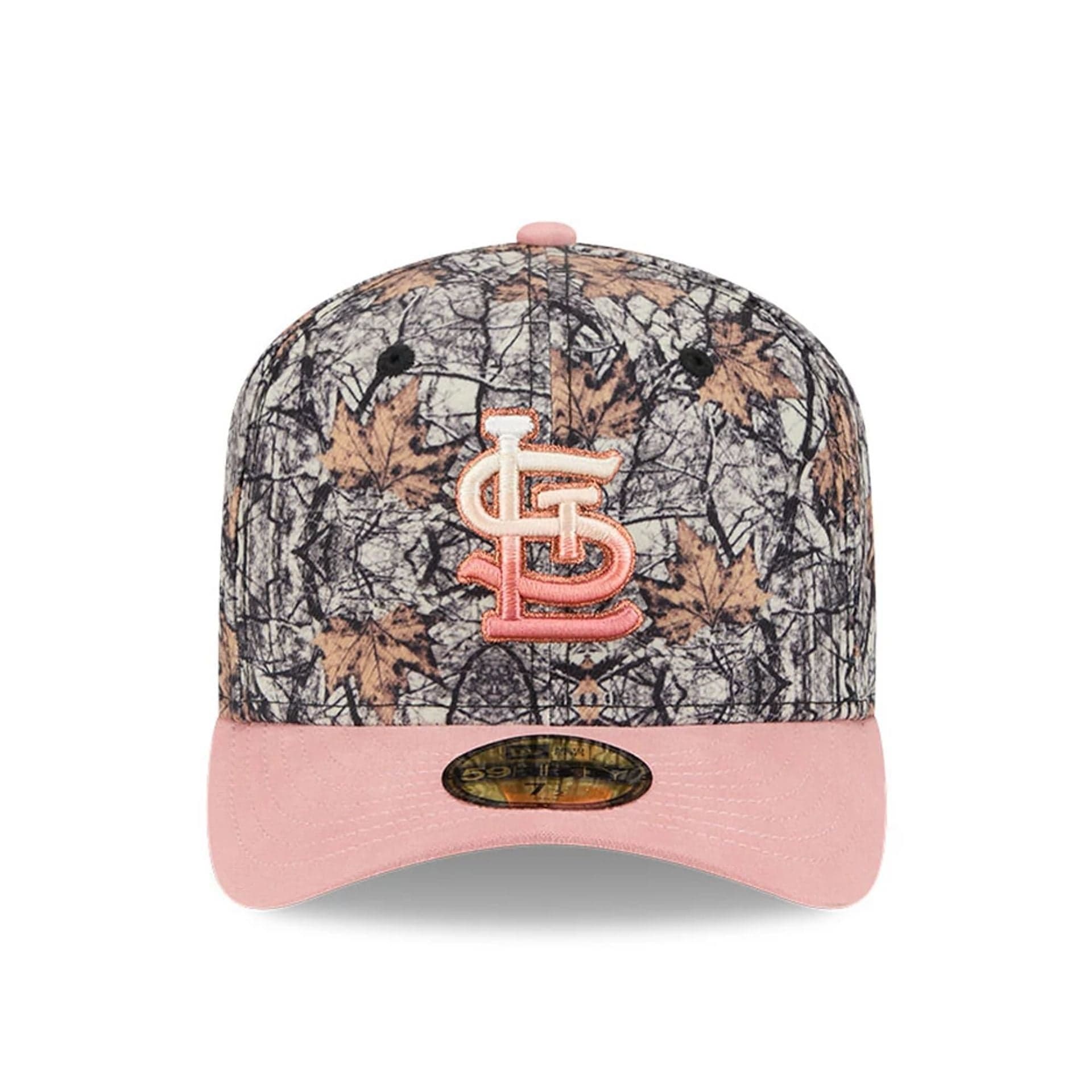 This is a St. Louis Cardinals Gradient Real Tree All Over Print 59FIFTY Fitted Cap 3
