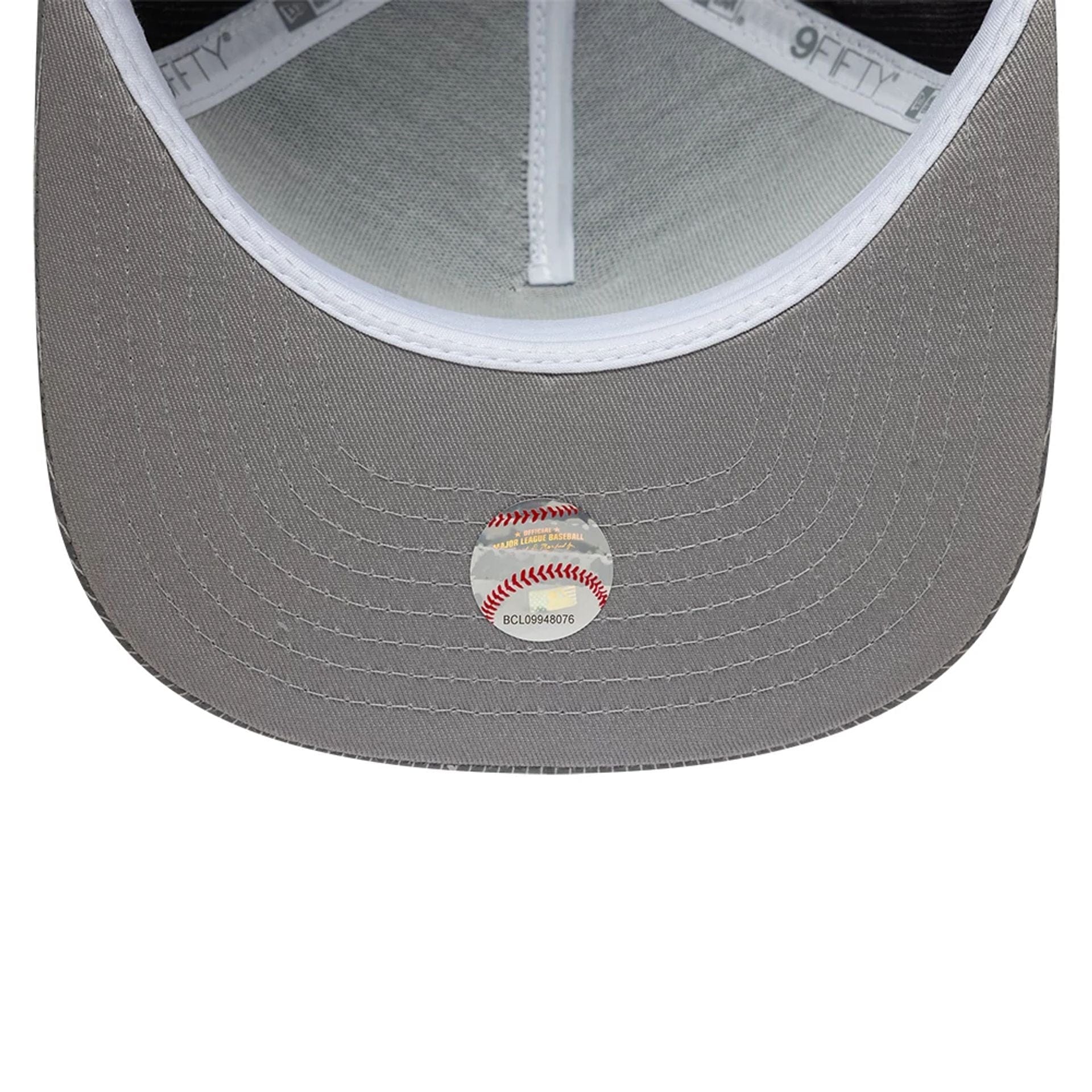 This is a LA Dodgers Pinstripe Ripstop Grey 9FIFTY A-Frame Snapback Adjustable Cap 7