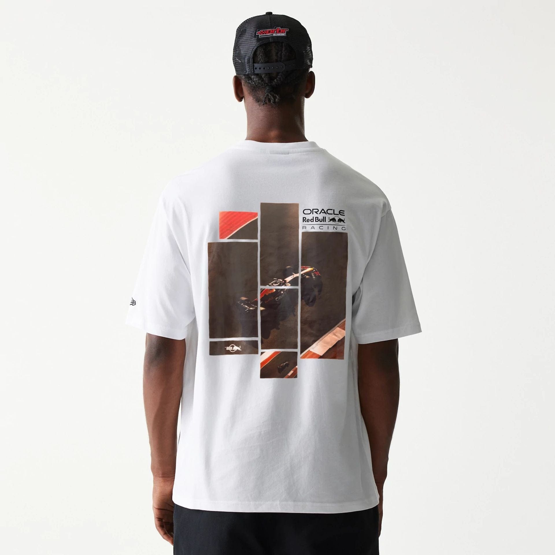 The Male model is wearing Red Bull Racing White Oversized T-Shirt 2