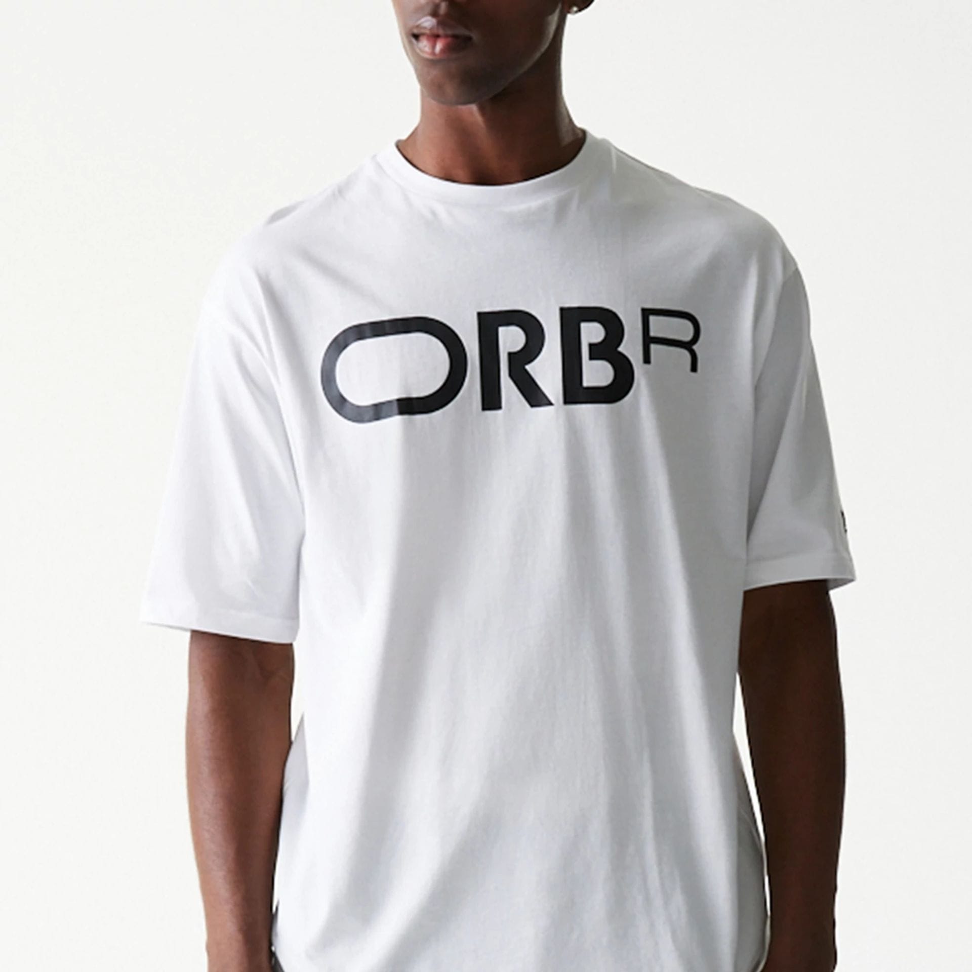 The Male model is wearing Red Bull Racing Profile White Oversized T-Shirt 3