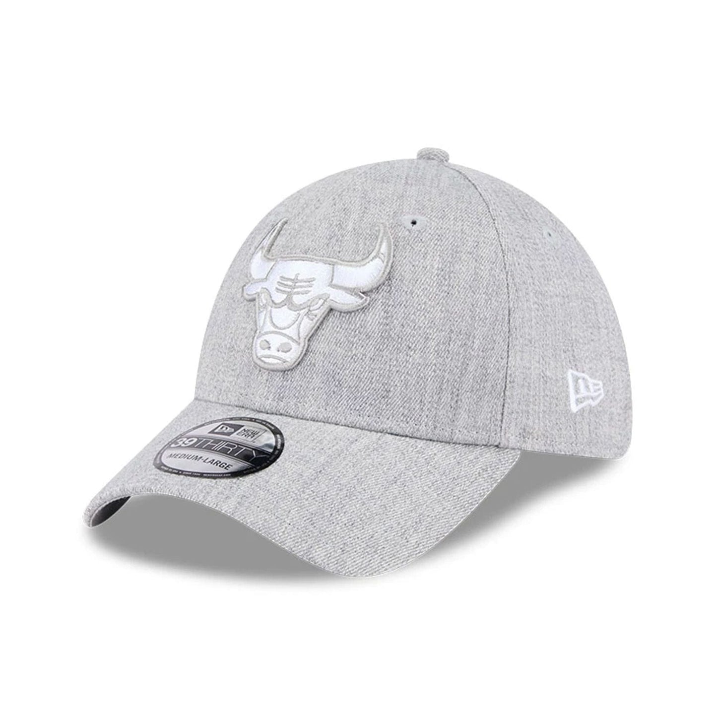 Pictured is this NBA Heather Chicago Bulls 39THIRTY Stretch Fit cap in grey. 1
