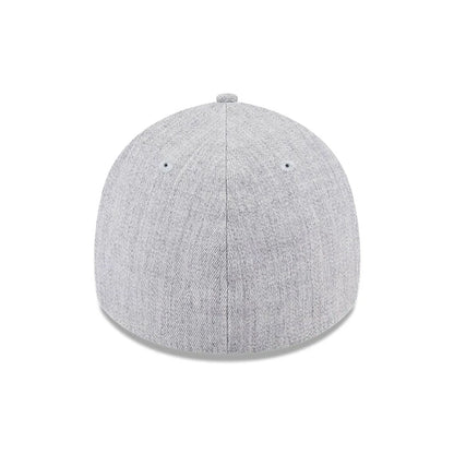 Pictured is this NBA Heather Chicago Bulls 39THIRTY Stretch Fit cap in grey. 6