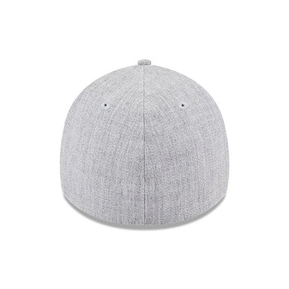 Pictured is this NBA Heather Chicago Bulls 39THIRTY Stretch Fit cap in grey. 6