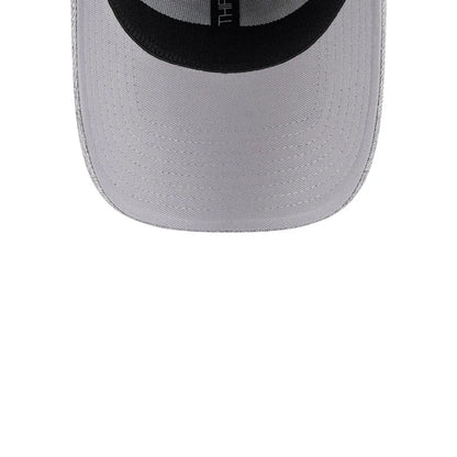 Pictured is this NBA Heather Chicago Bulls 39THIRTY Stretch Fit cap in grey. 7
