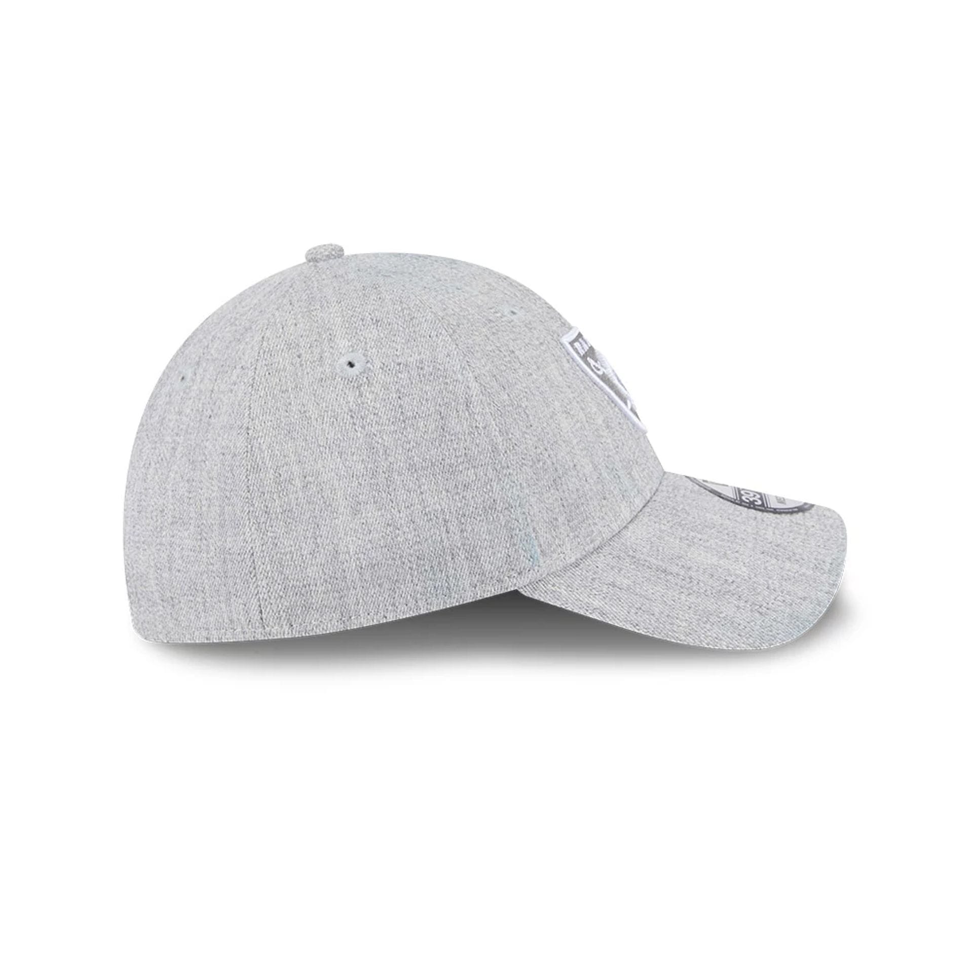 Pictured is this NFL Heather Las Vegas Raiders 39THIRTY Stretch Fit cap in grey. 5