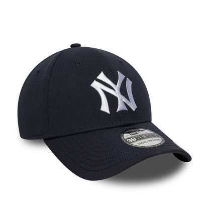 This is a New York Yankees Ralph Lauren x MLB Navy 39THIRTY Stretch Fit Cap 3