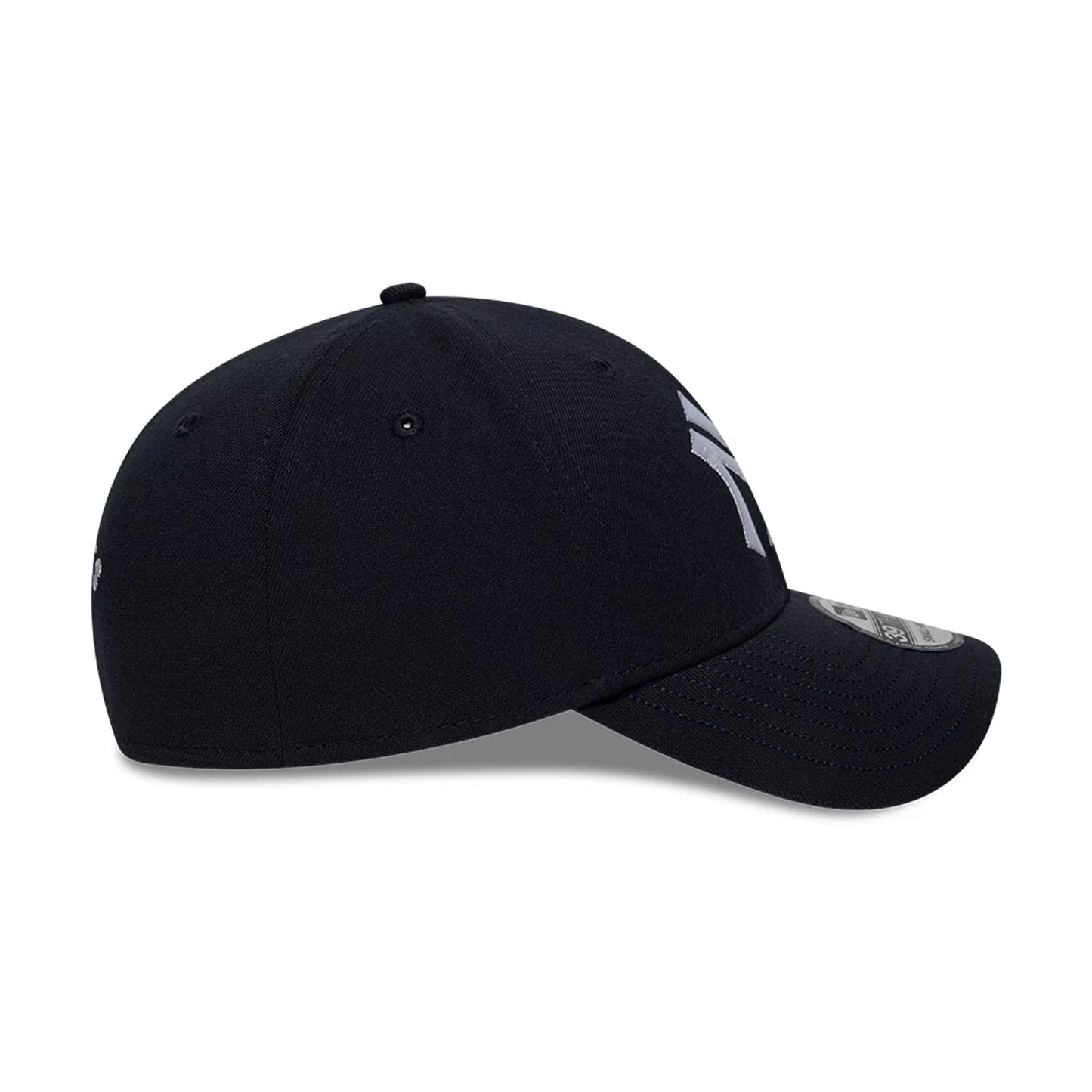 This is a New York Yankees Ralph Lauren x MLB Navy 39THIRTY Stretch Fit Cap 6