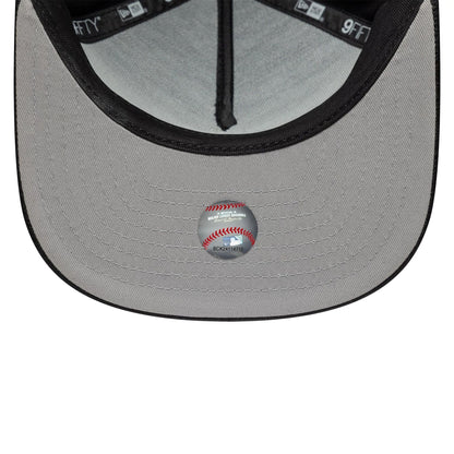 This is a New York Yankees Wool Letterman Black 9FIFTY A-Frame Snapback Adjustable Cap 2