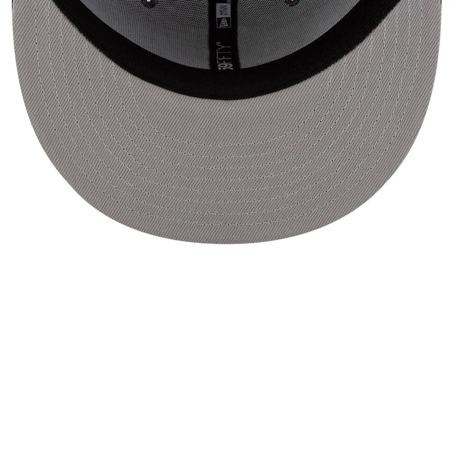This is a New York Knicks Black Pinstripe 59FIFTY Fitted Cap 2