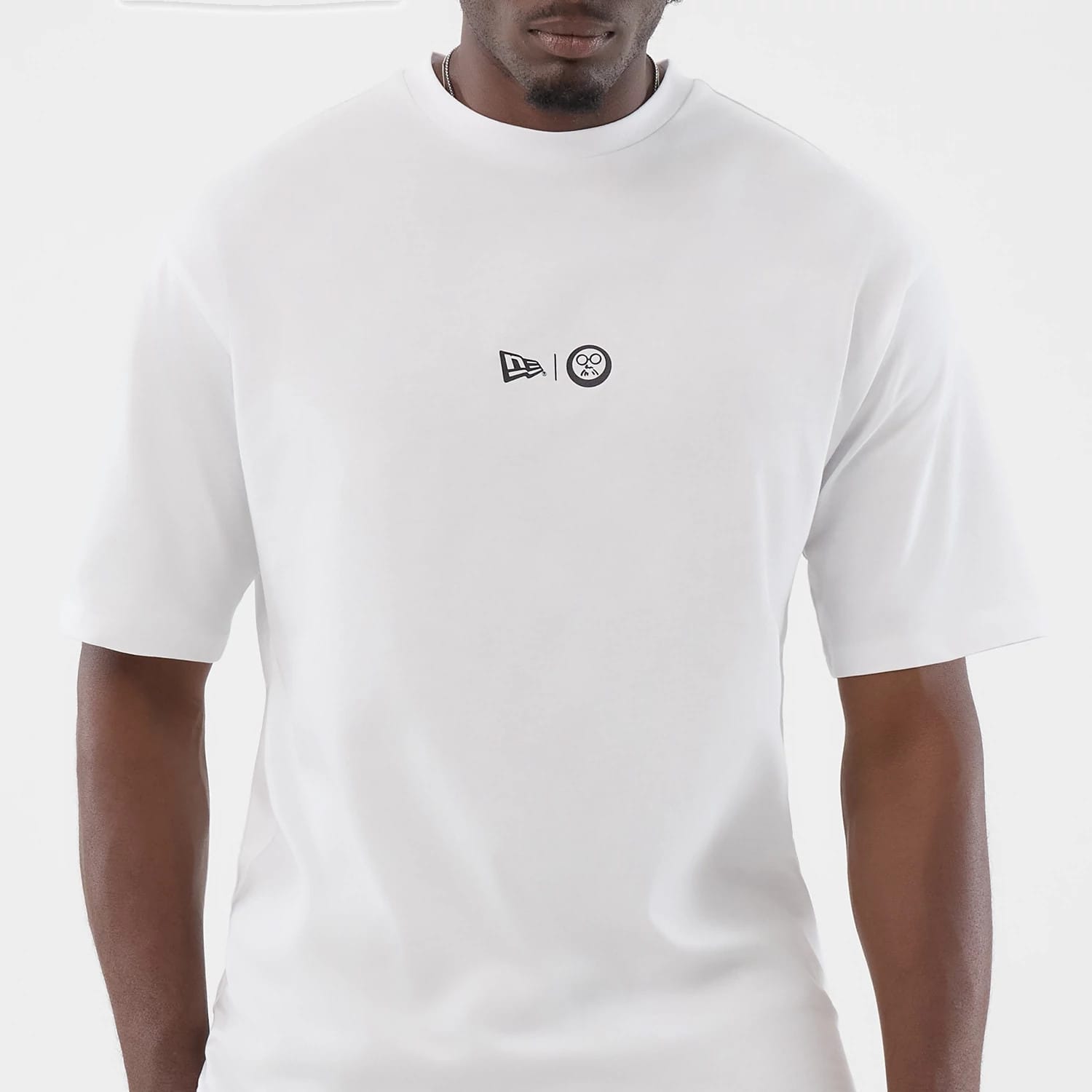 The Male model is wearing Sakamoto Days Icon Netflix White T-Shirt 3