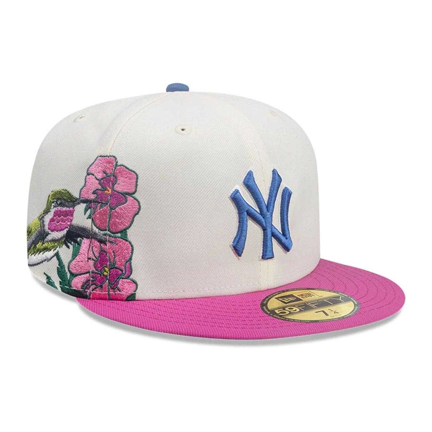 This is a New York Yankees MLB City Element Ecuador White 59FIFTY Fitted Cap 1
