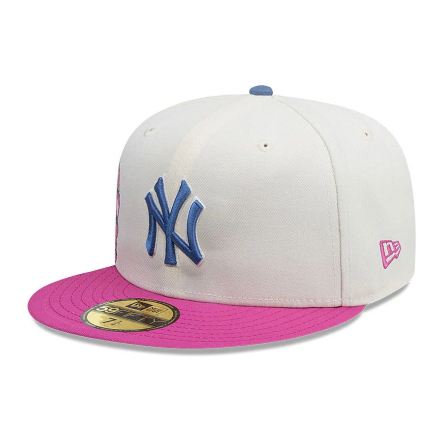 This is a New York Yankees MLB City Element Ecuador White 59FIFTY Fitted Cap 4