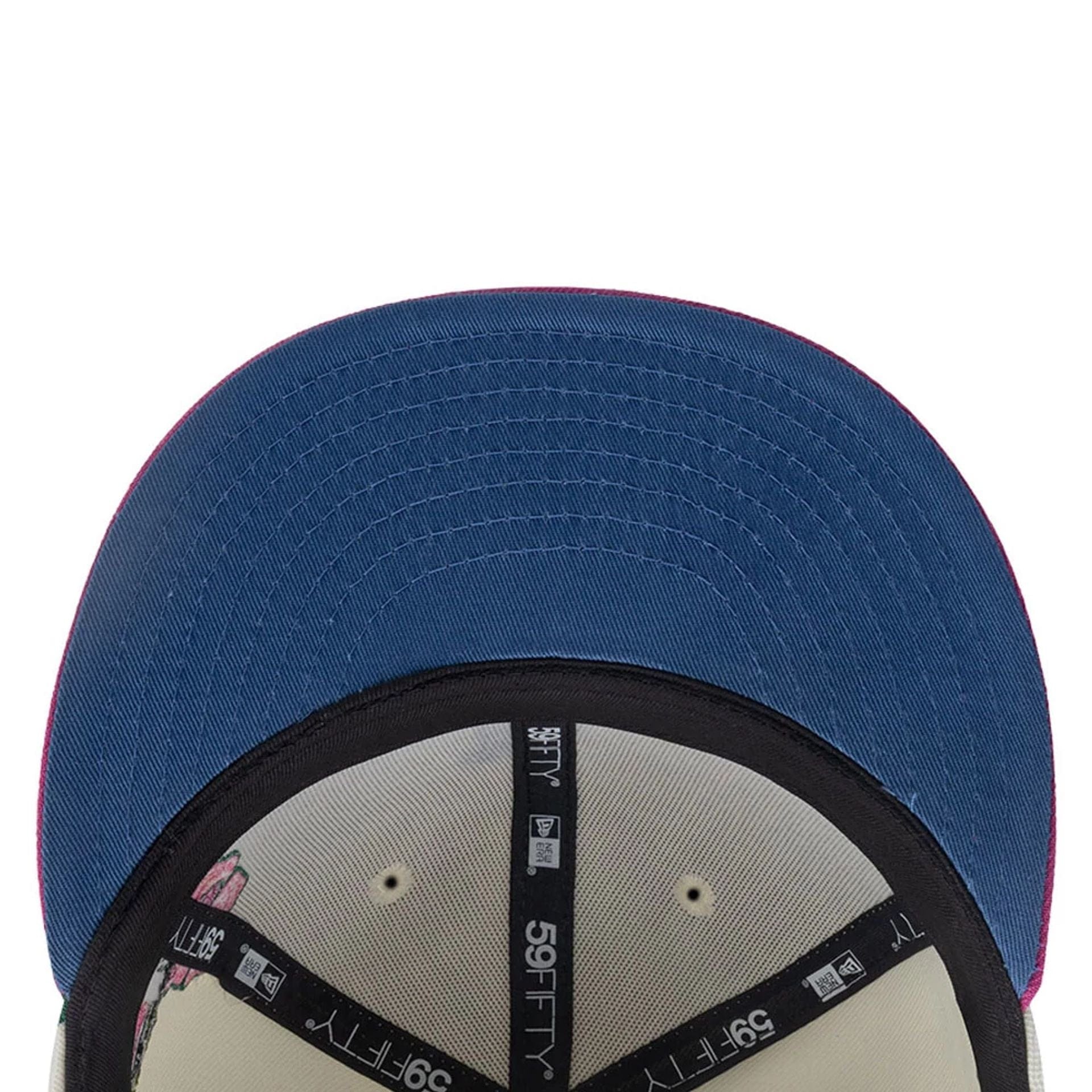 This is a San Diego Padres MLB City Element Ecuador White 59FIFTY Fitted Cap 2